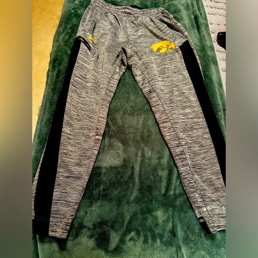 Nike Iowa Hawkeye Jogger